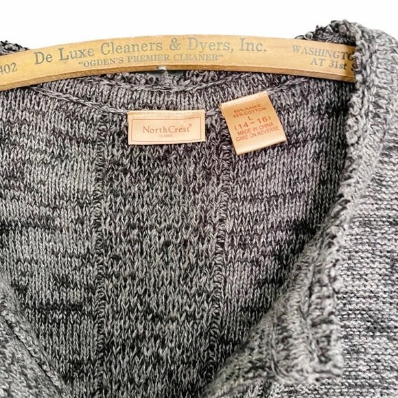 North Crest Button Front Lightweight Sweater Vest Heather Charcoal Size Large - Picture 4 of 7